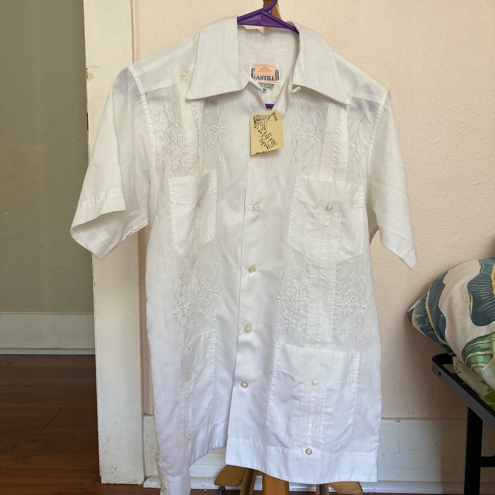 Authentic Mexican vintage small guayabera
